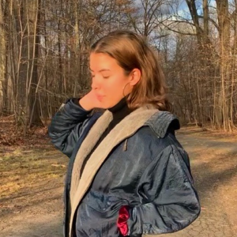 Meet your Posher, Talia